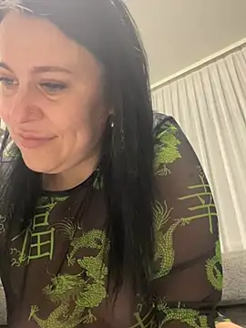 CuteNata online show from February 24, 2025, 5:20 pm