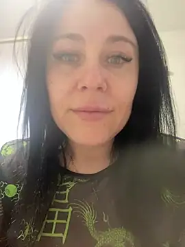 CuteNata online show from February 28, 2025, 3:26 pm