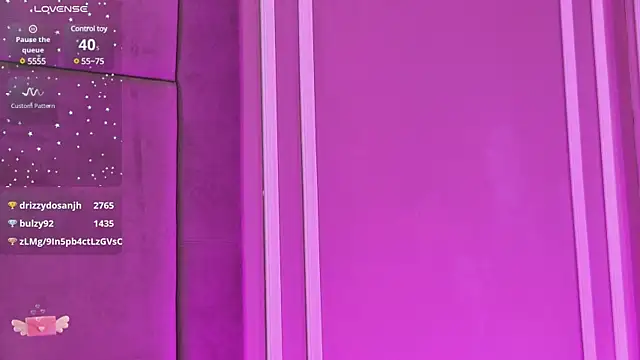 EmilyColle  online show from February 10, 2025, 8:09 am