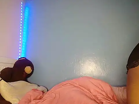 cyberbunnie online show from March 18, 2025, 2:15 pm