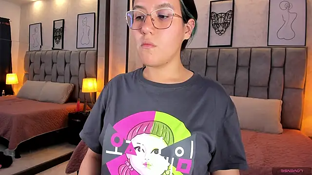 sweet--emily online show from December 27, 2024, 6:46 am