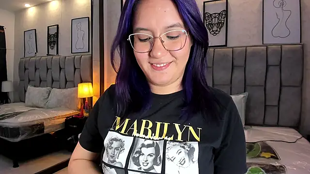 sweet--emily online show from December 31, 2024, 5:55 am