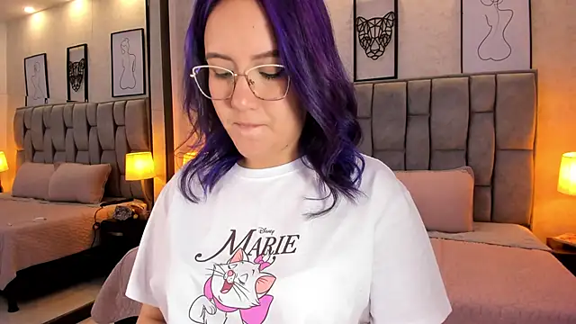 sweet--emily online show from January 5, 2025, 7:07 am