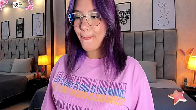 sweet--emily online show from January 14, 2025, 3:43 am