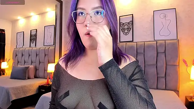 sweet--emily online show from January 18, 2025, 4:15 am