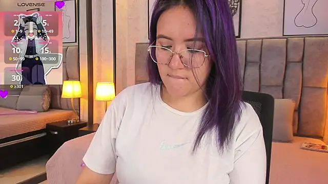 sweet--emily online show from March 13, 2025, 6:16 am