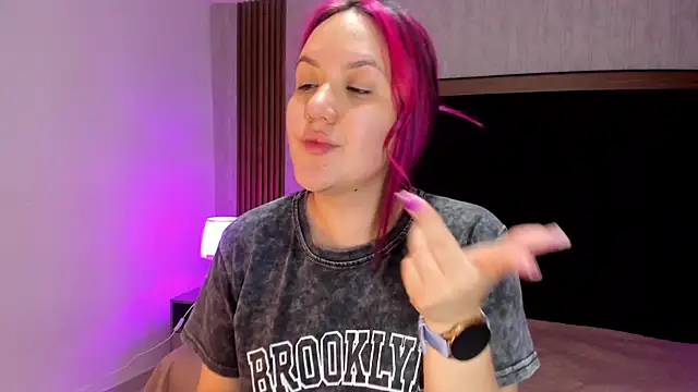 sweet--emily online show from November 2, 2025, 11:12 am