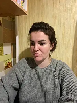 Karolina llove online show from December 4, 2024, 10:41 pm