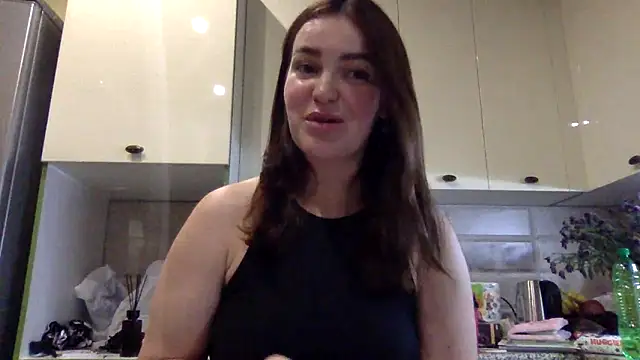 Karolina llove online show from September 25, 2025, 9:29 pm