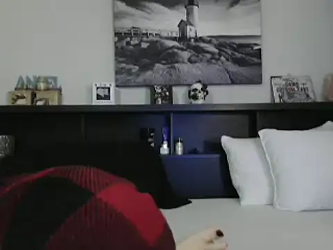 CrystalLakeXO online show from January 21, 2025, 5:49 am