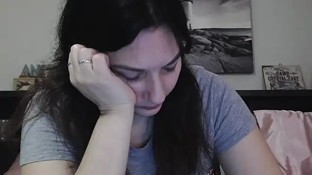 CrystalLakeXO online show from February 9, 2025, 10:09 am