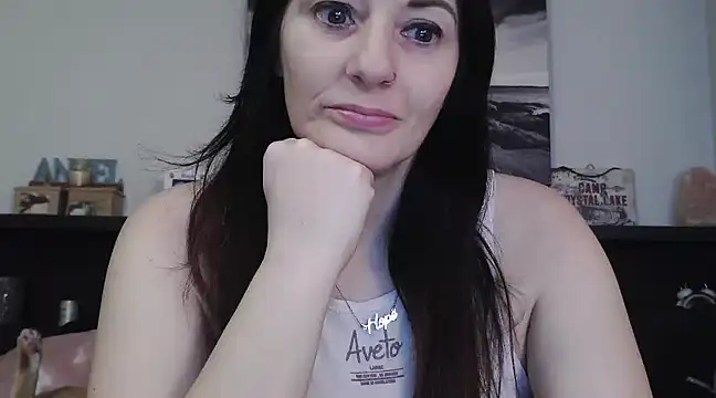 CrystalLakeXO online show from March 18, 2025, 4:47 am