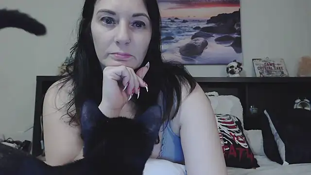 CrystalLakeXO online show from September 10, 2025, 5:29 am