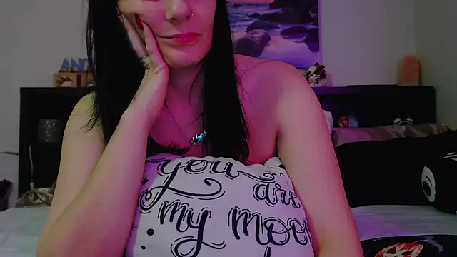 CrystalLakeXO online show from November 12, 2025, 7:09 am