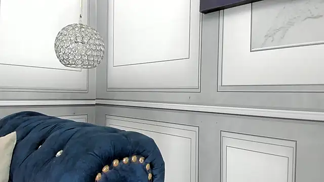 Lesly sexy4u online show from December 21, 2024, 3:58 am