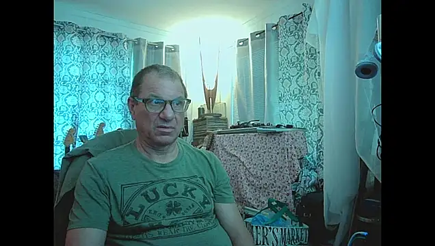 Snapshot of coryassman chatting on June 4, 2026, 8:37 pm coryassman online show from June 4, 2026, 8:37 pm