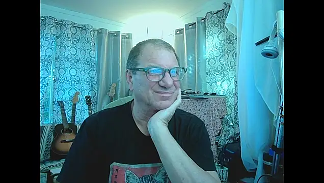 Snapshot of coryassman chatting on June 11, 2026, 12:32 am coryassman online show from June 11, 2026, 12:32 am