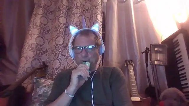 Snapshot of coryassman chatting on July 21, 2026, 5:21 am coryassman online show from July 21, 2026, 5:21 am