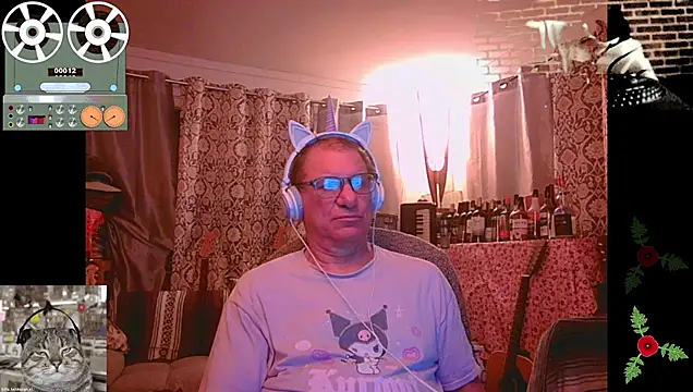 Snapshot of coryassman chatting on July 22, 2026, 6:05 am coryassman online show from July 22, 2026, 6:05 am