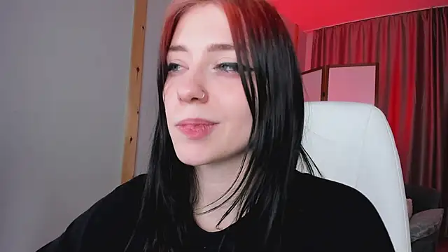 arielabradberry online show from December 10, 2024, 7:43 pm