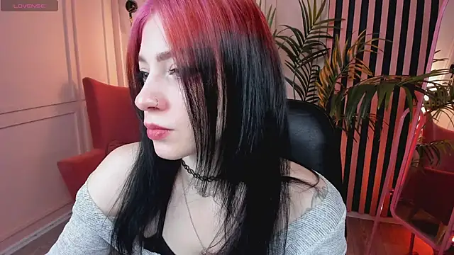 arielabradberry online show from January 13, 2025, 11:52 am