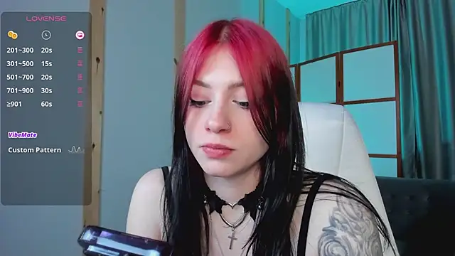 arielabradberry online show from February 11, 2025, 7:38 pm