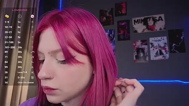 arielabradberry online show from April 4, 2026, 1:08 pm