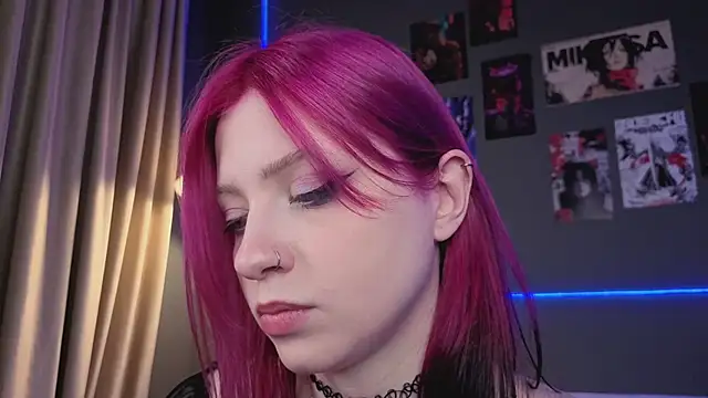 arielabradberry online show from April 5, 2026, 2:03 pm