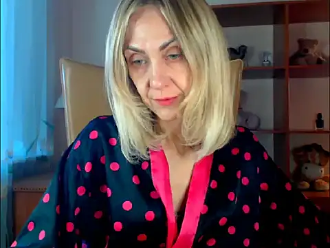 Tanya6547 online show from October 15, 2025, 9:42 am