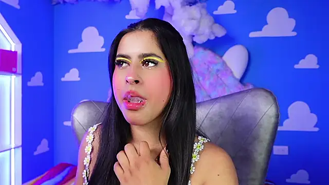 Snapshot of miss_romyna chatting on May 26, 2026, 11:06 am miss romyna online show from May 26, 2026, 11:06 am
