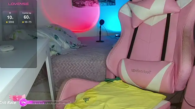 Snapshot of sexy_valentina1 chatting on October 24, 2025, 2:19 am sexy valentina1 online show from October 24, 2025, 2:19 am