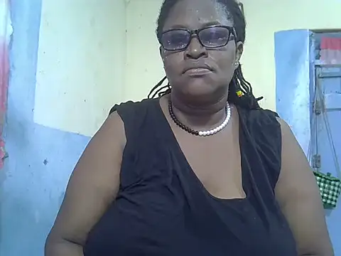 sexy bigboobss online show from October 28, 2025, 9:13 am