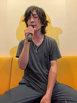 Snapshot of Katakuriko-Denpun chatting on June 17, 2026, 10:17 am Katakuriko-Denpun online show from June 17, 2026, 10:17 am