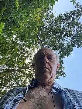 Snapshot of martxxxxx chatting on July 1, 2026, 7:10 am martxxxxx online show from July 1, 2026, 7:10 am