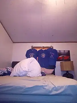 Xoc8  online show from January 17, 2025, 7:49 pm