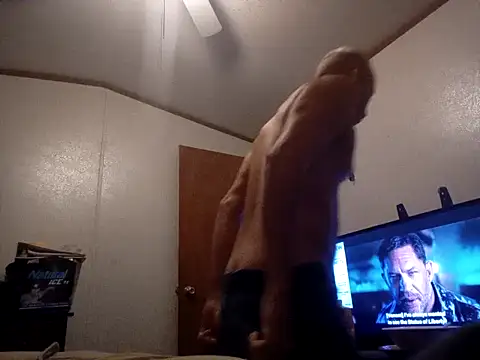 Xoc8  online show from February 25, 2025, 10:18 pm