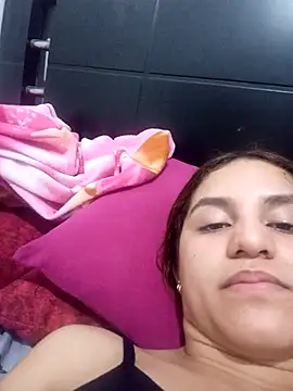 AnthonelaDuque online show from February 12, 2025, 2:45 am