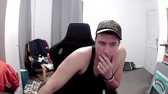 PKrisztian online show from April 20, 2026, 8:10 pm