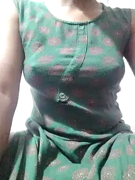 rituporna2004 online show from January 18, 2025, 6:56 am