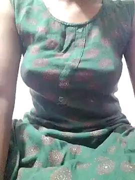 rituporna2004 online show from January 20, 2025, 3:37 am