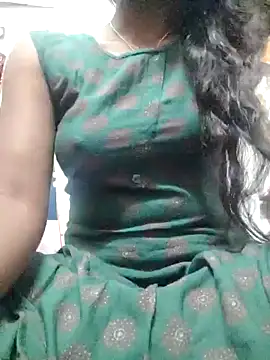 rituporna2004 online show from January 27, 2025, 4:33 pm