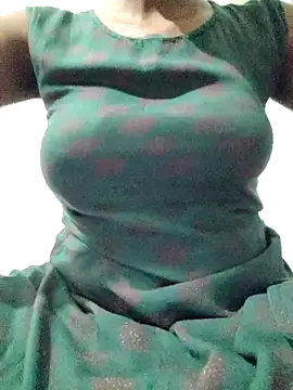 rituporna2004 online show from April 11, 2026, 2:49 am