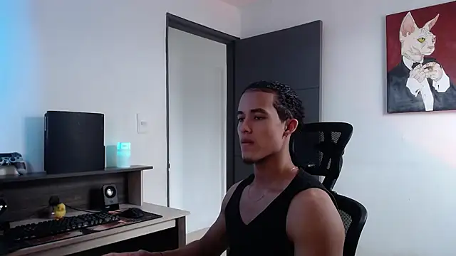 alejo x3 online show from December 4, 2024, 5:33 pm