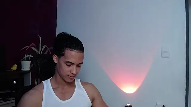 alejo x3 online show from March 9, 2025, 5:39 pm