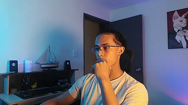 alejo x3 online show from October 28, 2025, 12:47 am