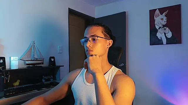 alejo x3 online show from November 15, 2025, 11:43 pm