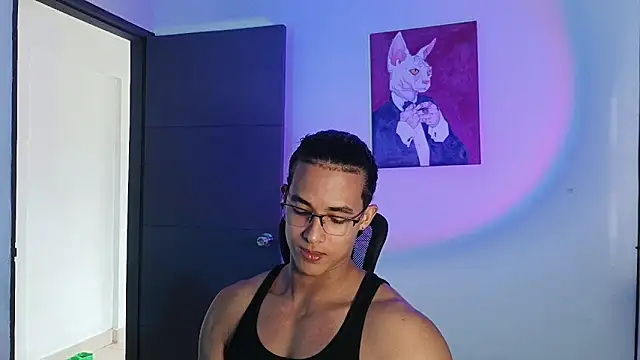 alejo x3 online show from April 15, 2026, 8:42 pm