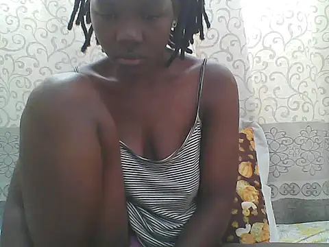 Ebony Sweetcandy online show from June 3, 2026, 1:14 pm