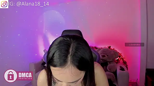 Alana Pherson online show from November 9, 2025, 2:32 am