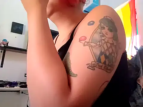 ConeNella online show from January 3, 2025, 2:08 pm